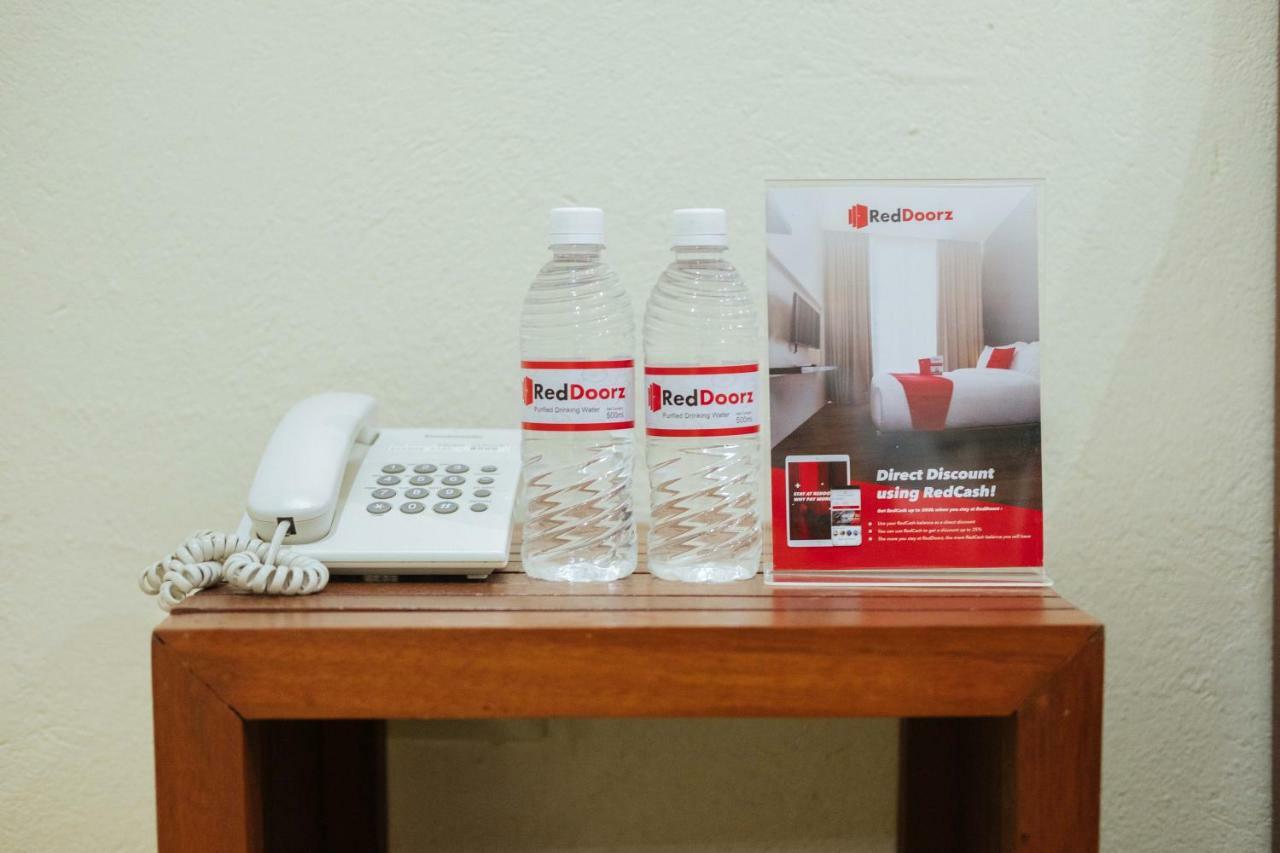 Reddoorz Premium Near Pristine Beach Puerto Princesa Buitenkant foto