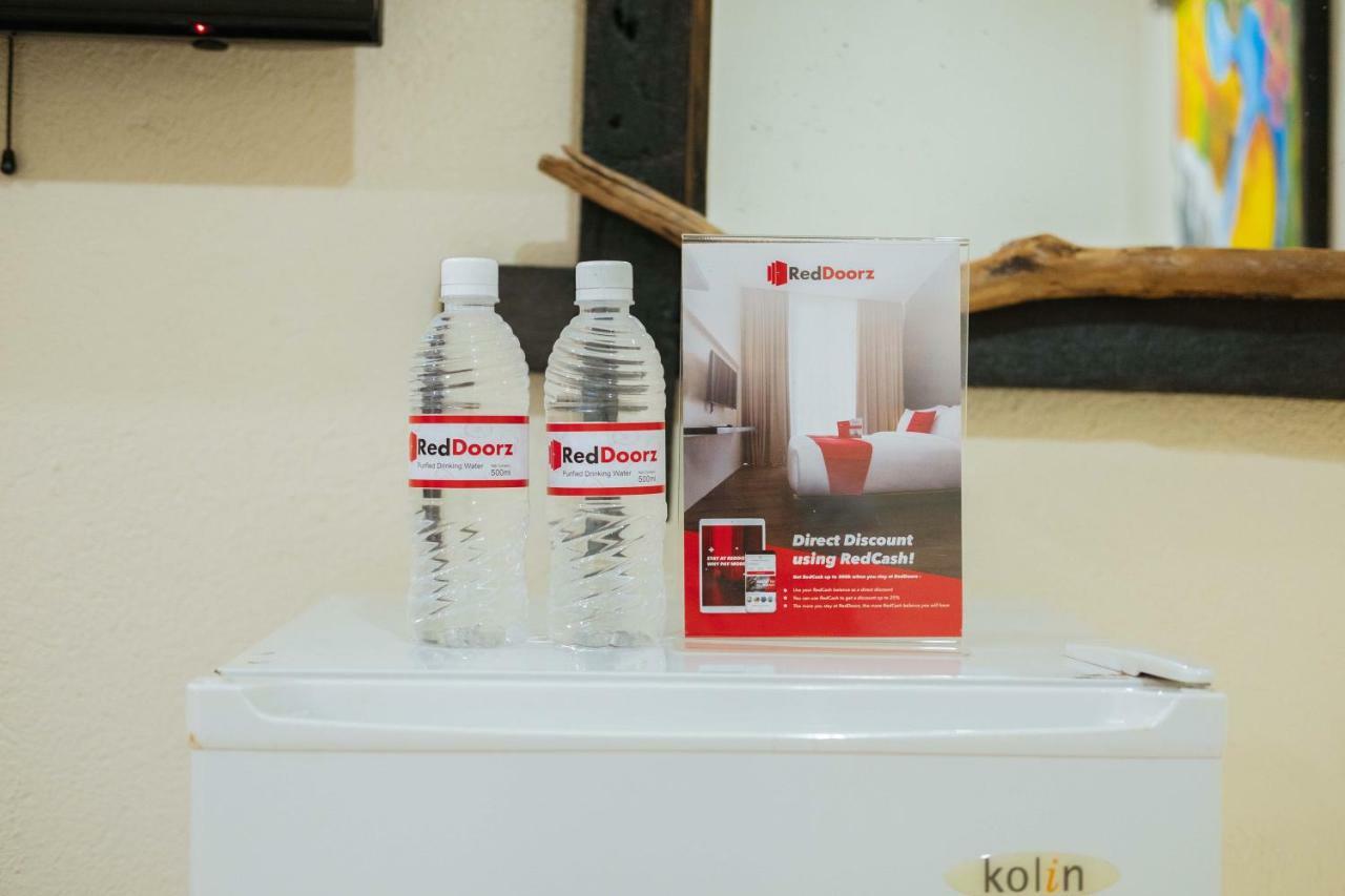 Reddoorz Premium Near Pristine Beach Puerto Princesa Buitenkant foto