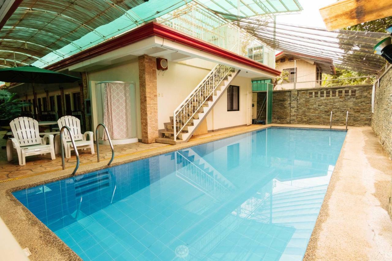 Reddoorz Premium Near Pristine Beach Puerto Princesa Buitenkant foto