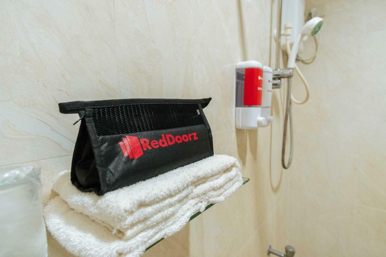 Reddoorz Premium Near Pristine Beach Puerto Princesa Buitenkant foto