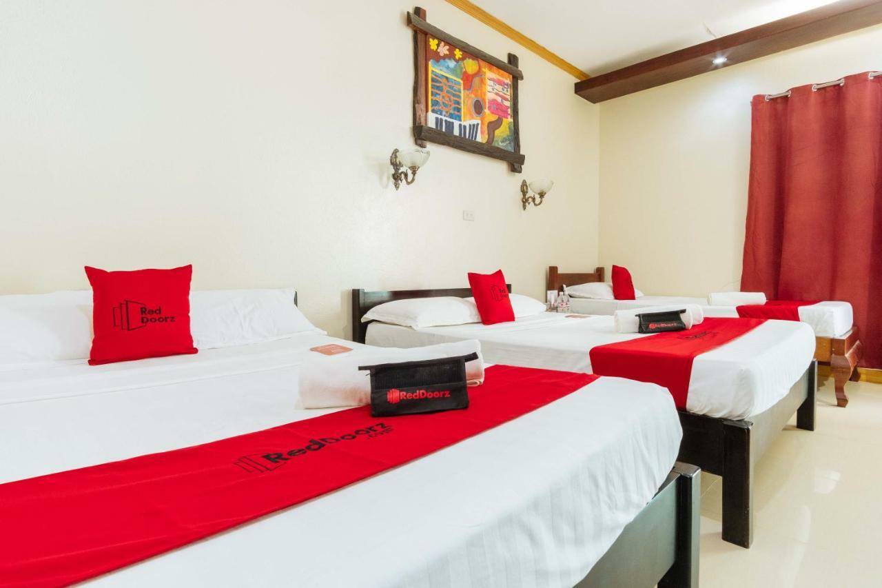 Reddoorz Premium Near Pristine Beach Puerto Princesa Buitenkant foto