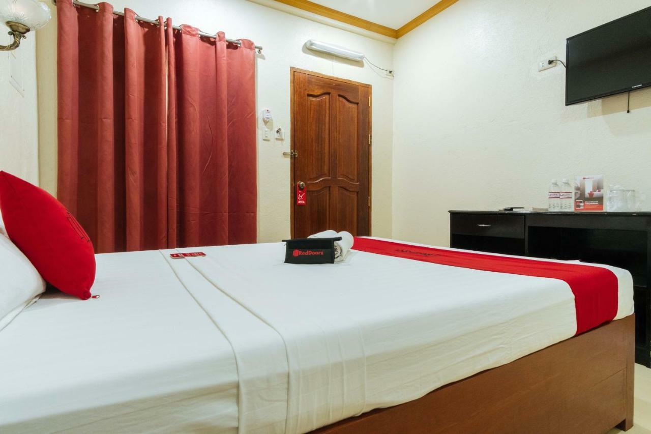 Reddoorz Premium Near Pristine Beach Puerto Princesa Buitenkant foto